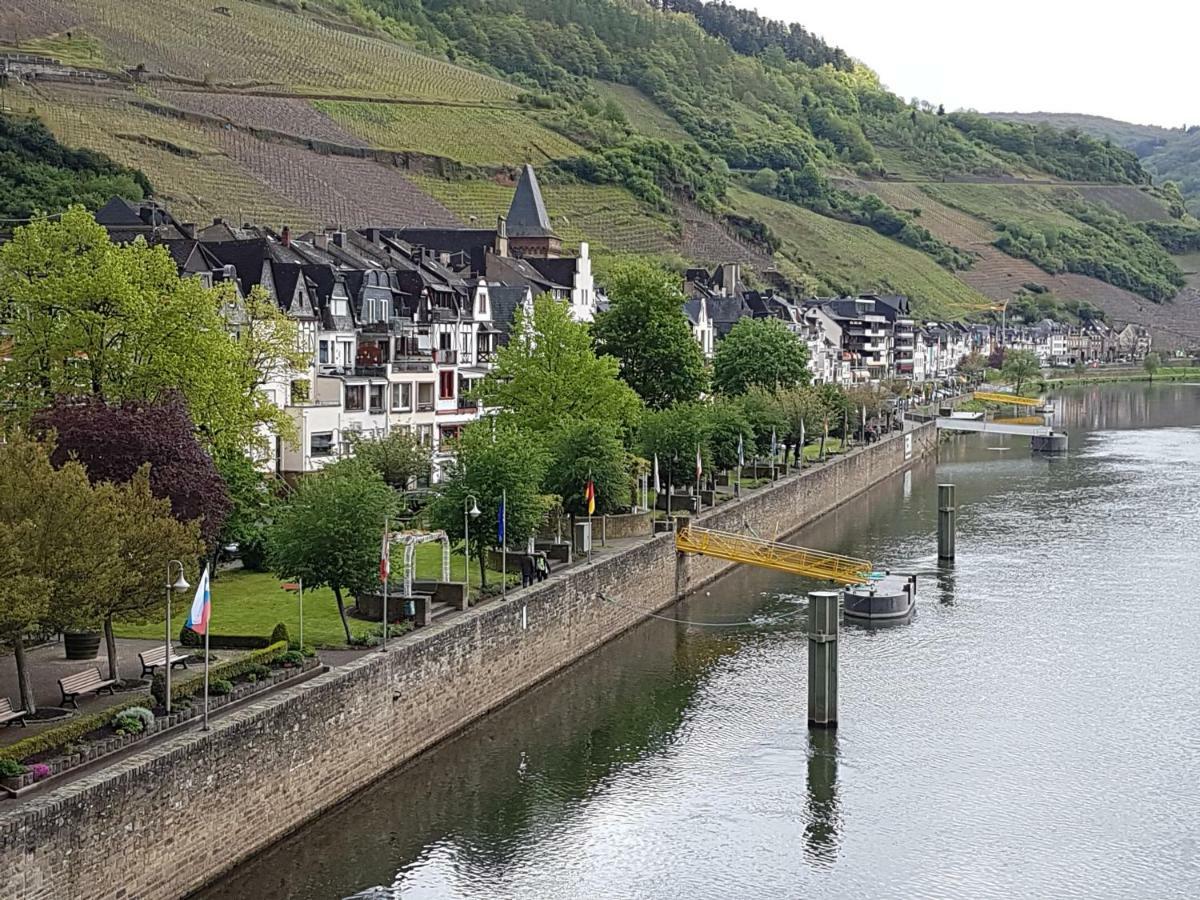 Haus Anna Villa Zell an der Mosel Dış mekan fotoğraf